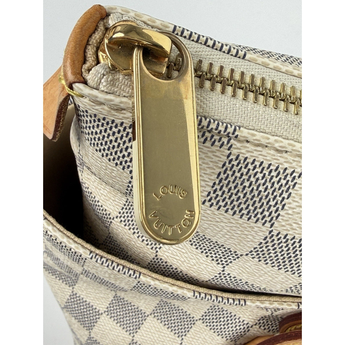 Louis Vuitton Totally PM Shoulder Bag in Damier Azur Coated Canvas 2010 S-08