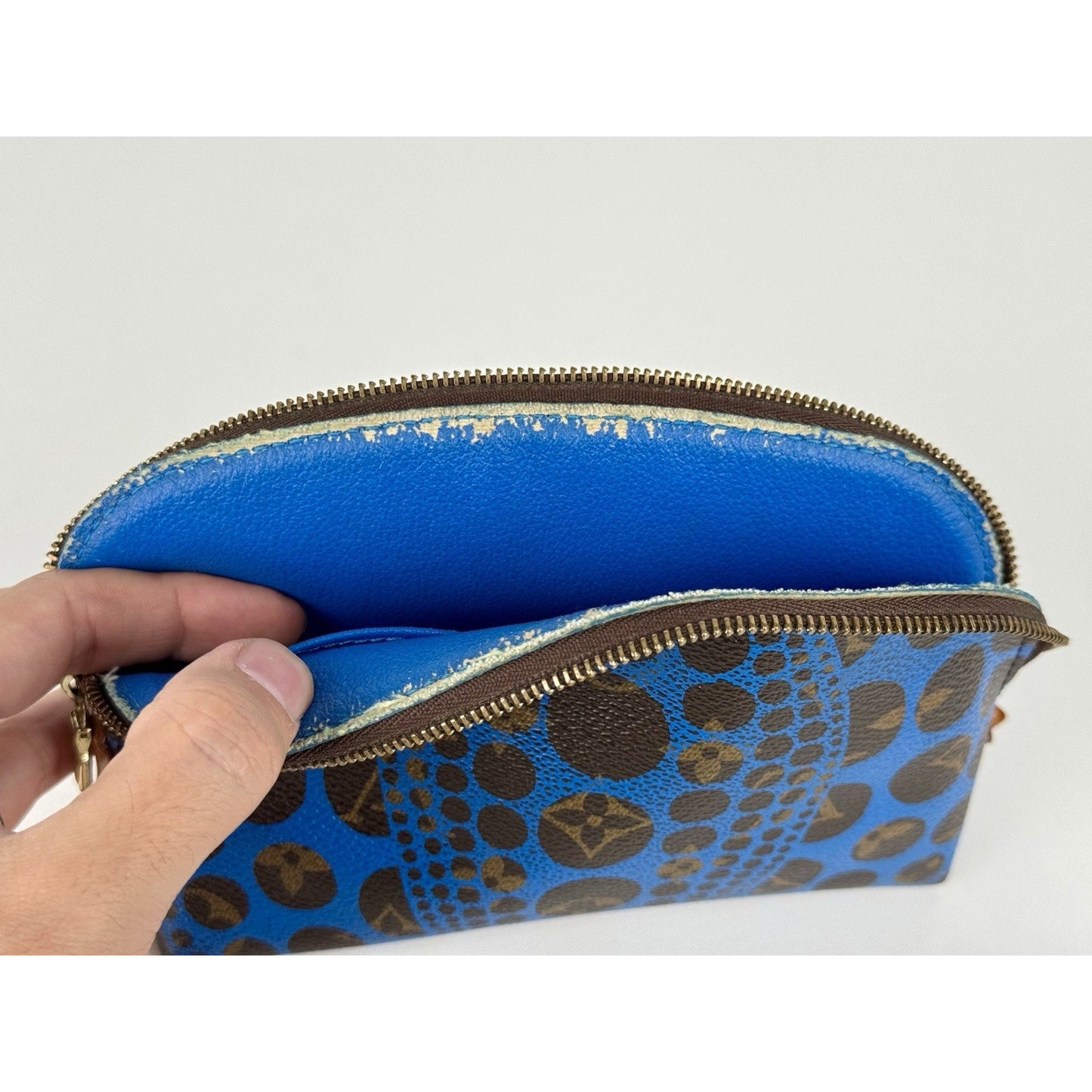 Louis Vuitton Yayoi Kusama Pumpkin Dots Cosmetic Pouch Blue Canvas C-7