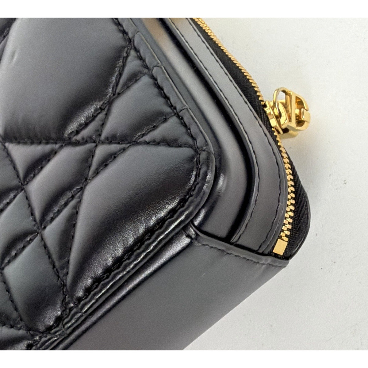 Christian Dior Caro Box Shoulder Bag in Black Quilted Macrocannage Leather E2