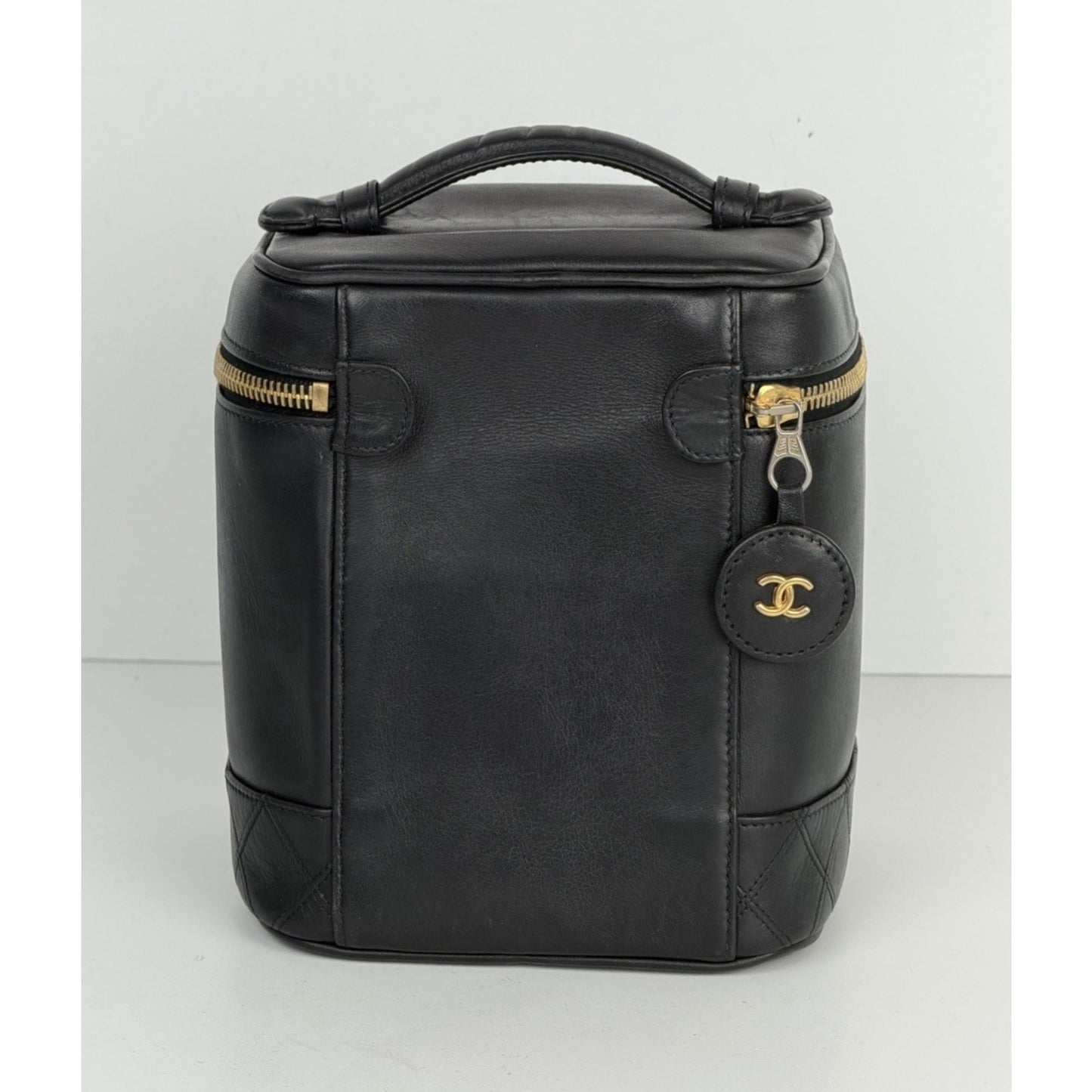 Chanel Vanity Cosmetic Case Bag in Black Leather Vintage Timeless S