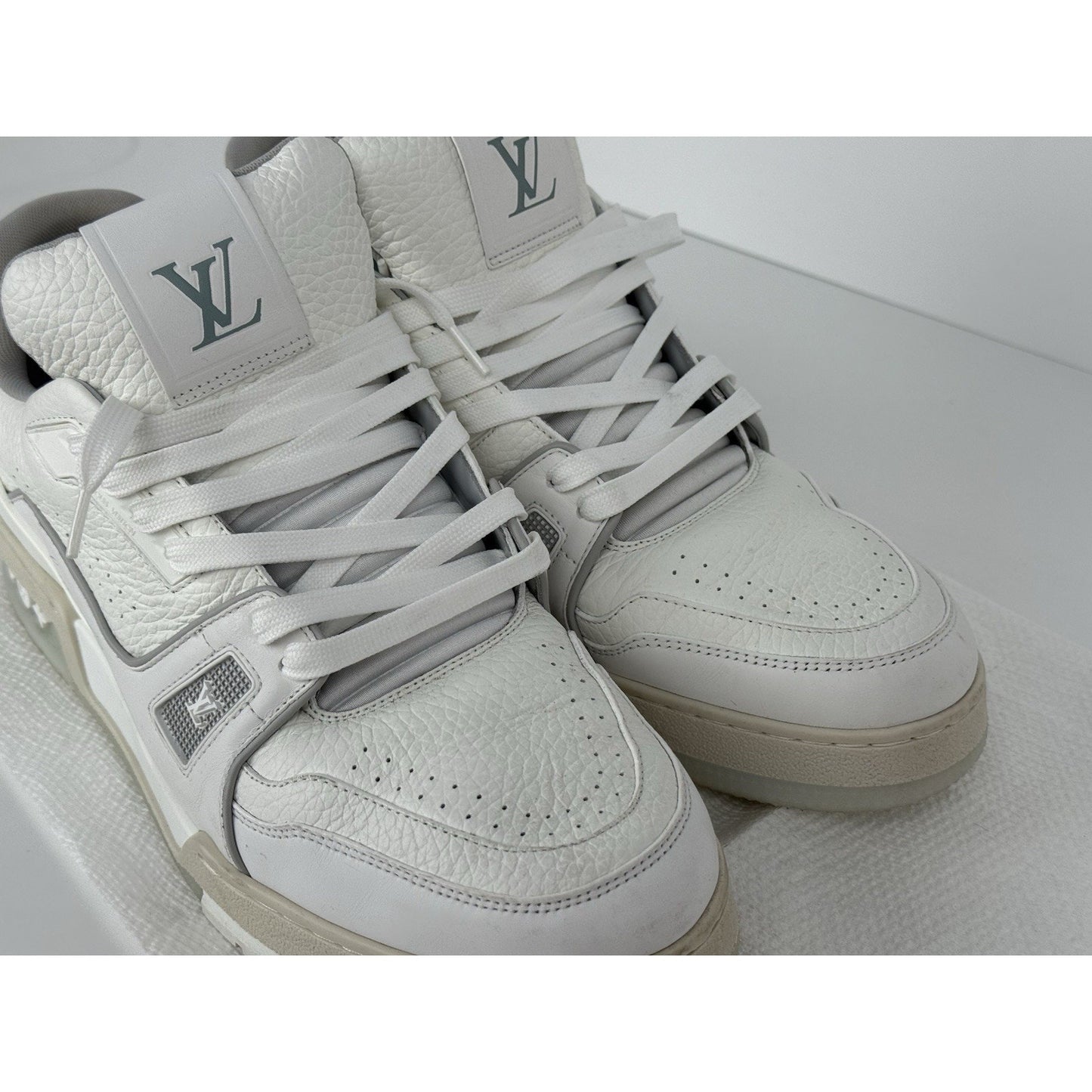 Louis Vuitton LV Trainer White Leather Men's Sneakers Size 9