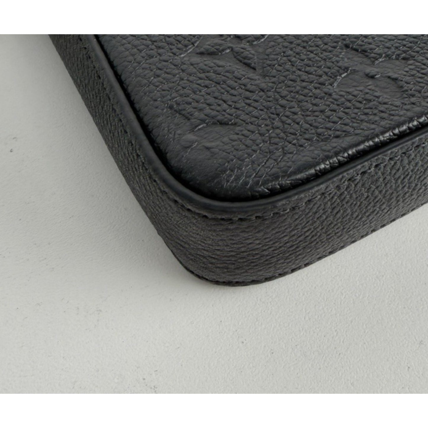 Louis Vuitton Pochette Felicie Wallet Bag in Black Monogram Empreinte NFC S11