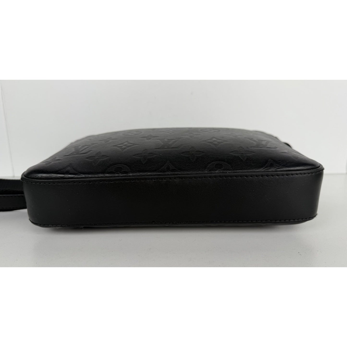 Louis Vuitton Shadow Duo Messenger Bag Black Embossed Monogram Leather NFC S-09