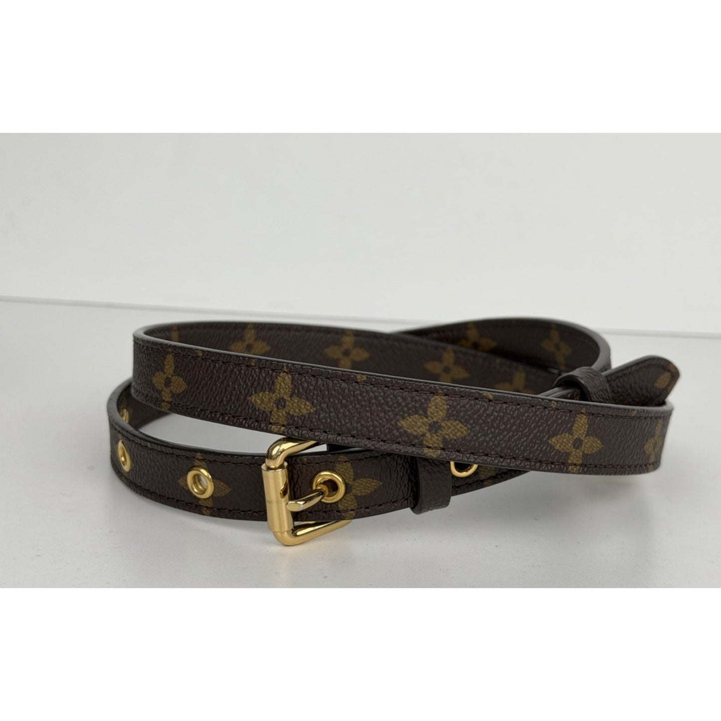 Louis Vuitton Pochette Metis MM Handbag in Monogram Coated Canvas NFC E1