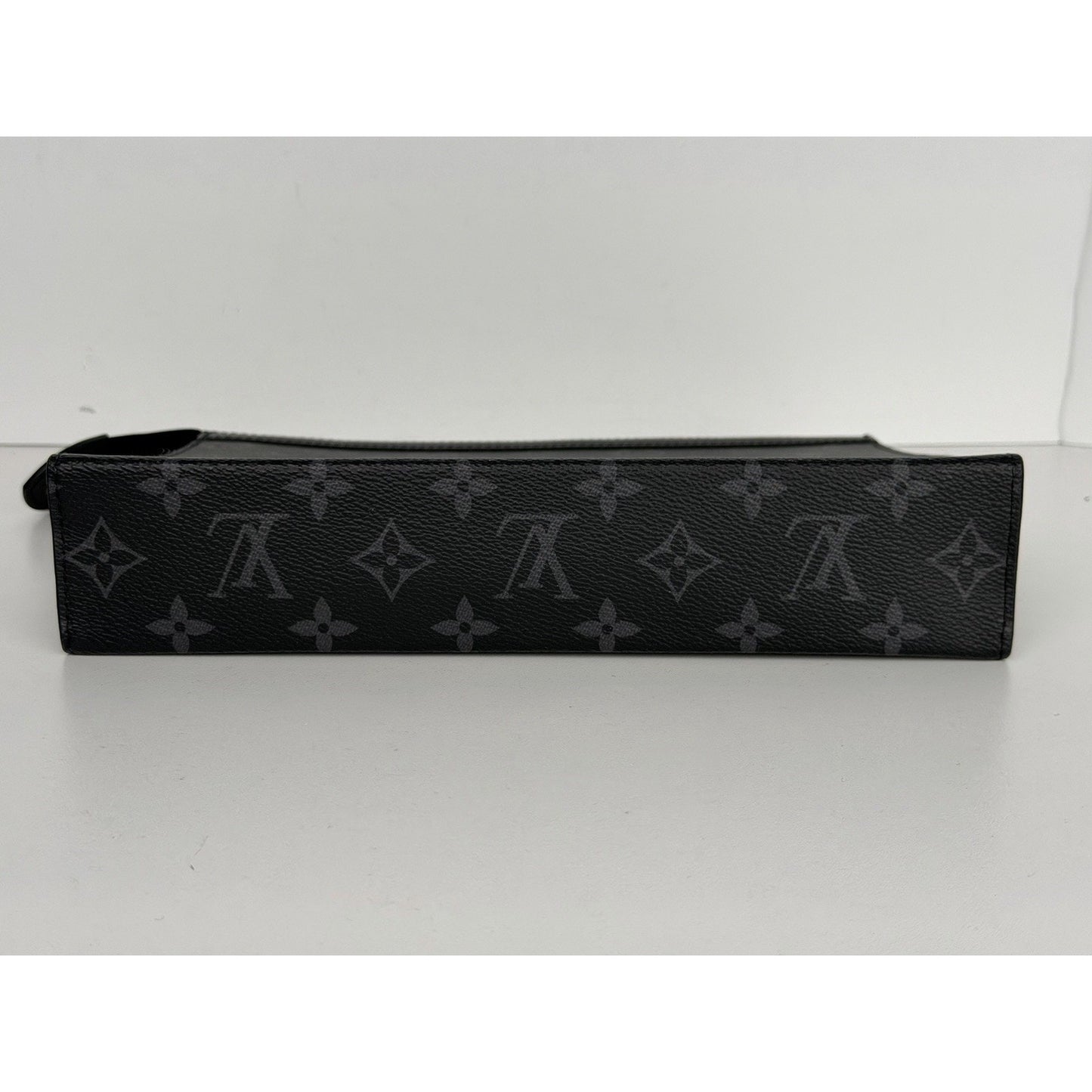 Louis Vuitton Pochette Voyage MM Black&Gray Monogram Eclipse Coated Canvas NFC S