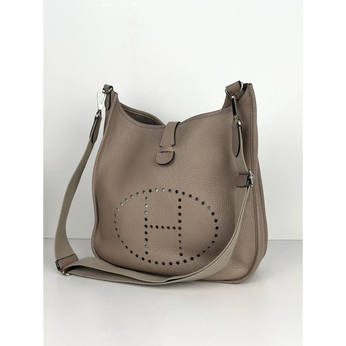Hermes Evelyne III 29 Crossbody Bag in Taupe Clemence Leather 2010