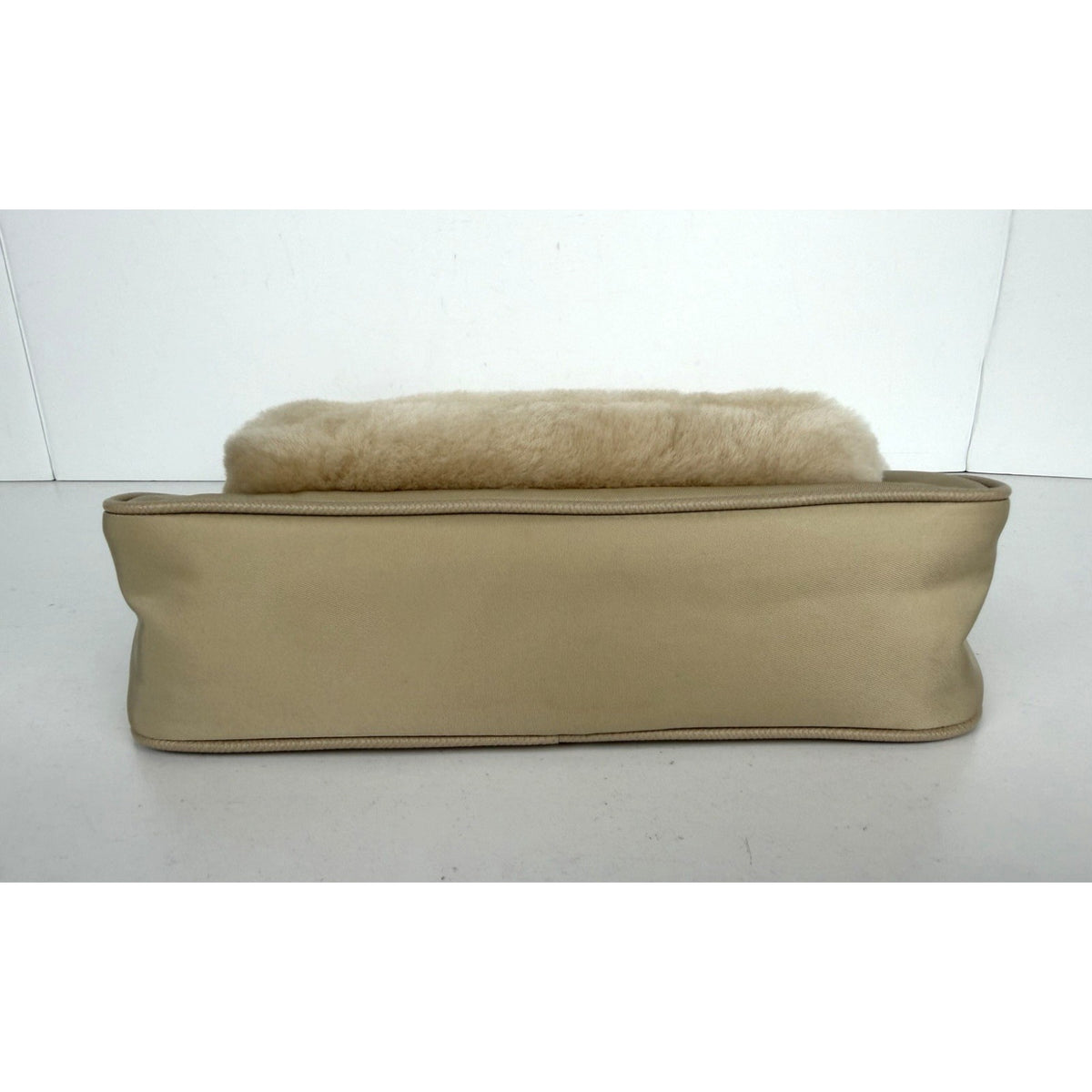 Prada Re-Edition 2005 Chain Shoulder Bag in Beige Nylon with Real Fur Accents E3