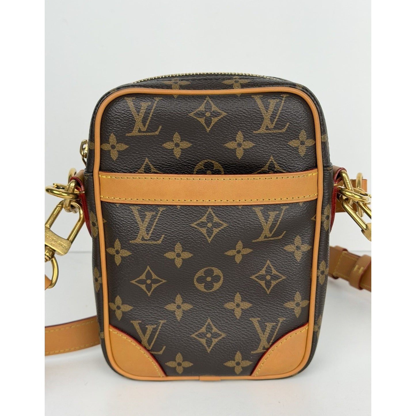 Louis Vuitton Danube PM Shoulder Bag in Monogram Canvas Microchipped C9