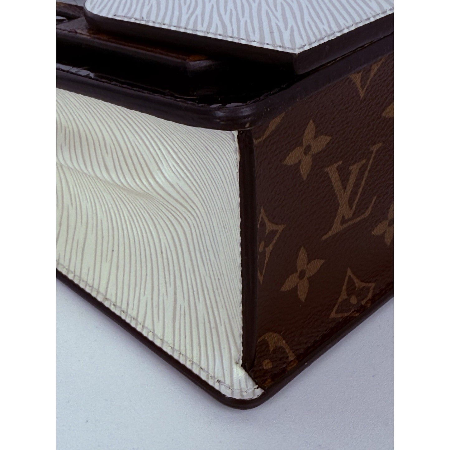 Louis Vuitton Spring Street Patent Leather Women's Shoulder Bag 2019