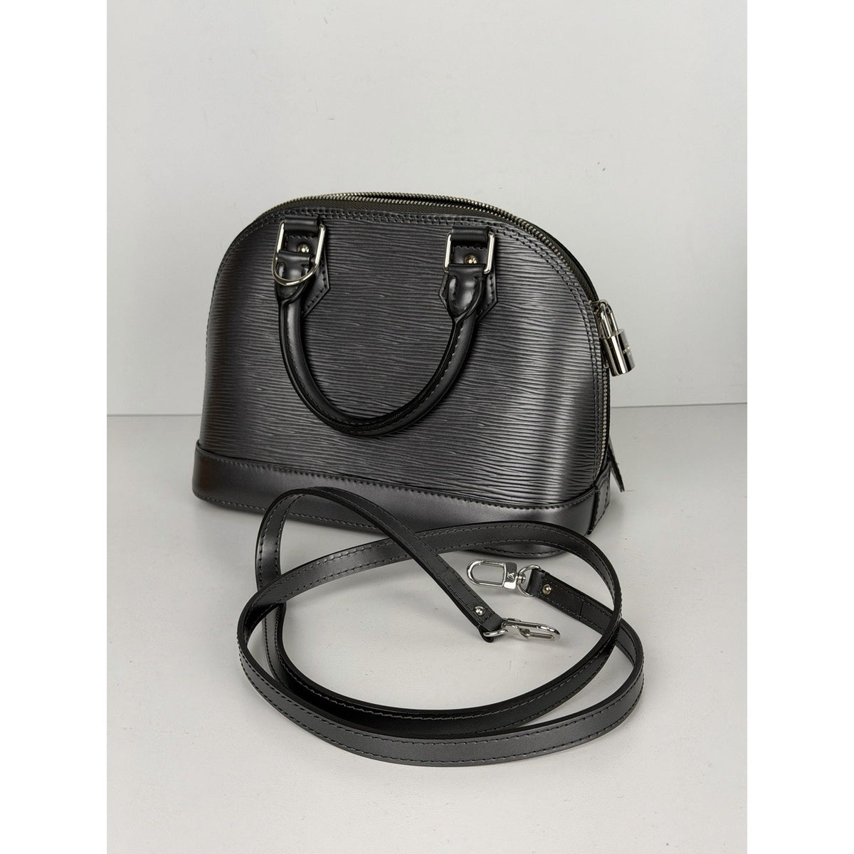 Louis Vuitton Alma BB Top Handle in Grey Epi Leather Silver-Tone Hardw 2015 D8