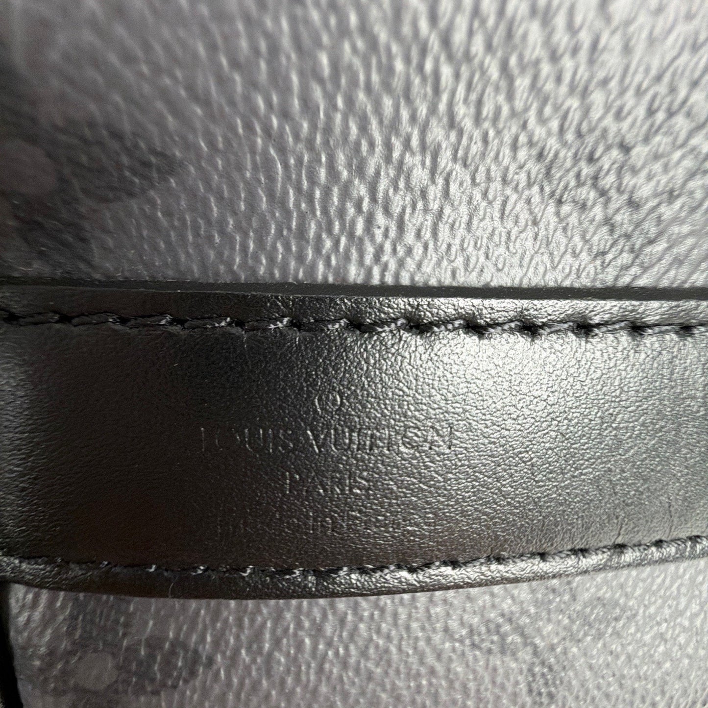 Louis Vuitton Keepall Bandouliere 25 Monogram Eclipse Reverse Coated Canvas F2