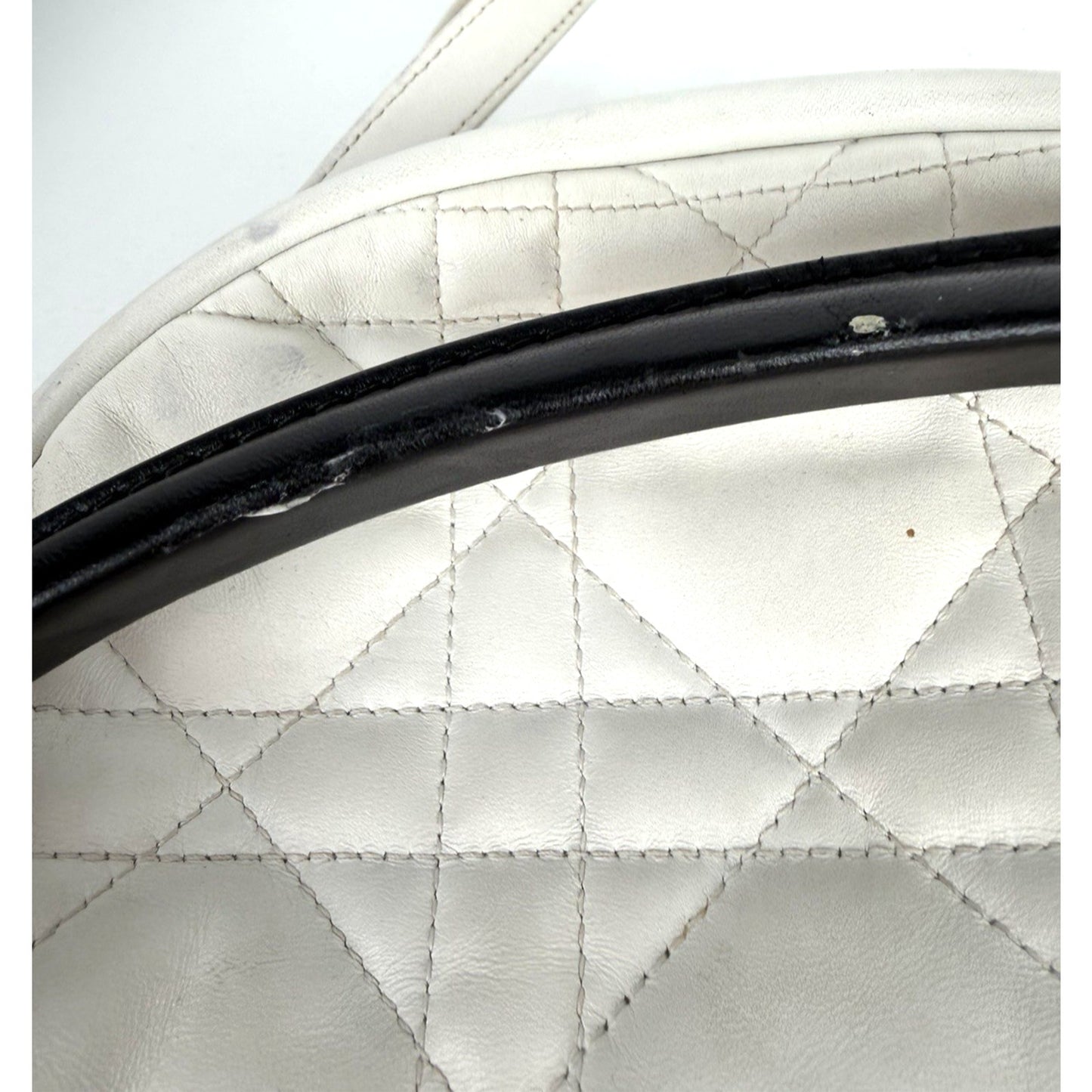 Christian Dior Vibe Hobo Shoulder Bag Small in White Cannage Leather 2021 S08