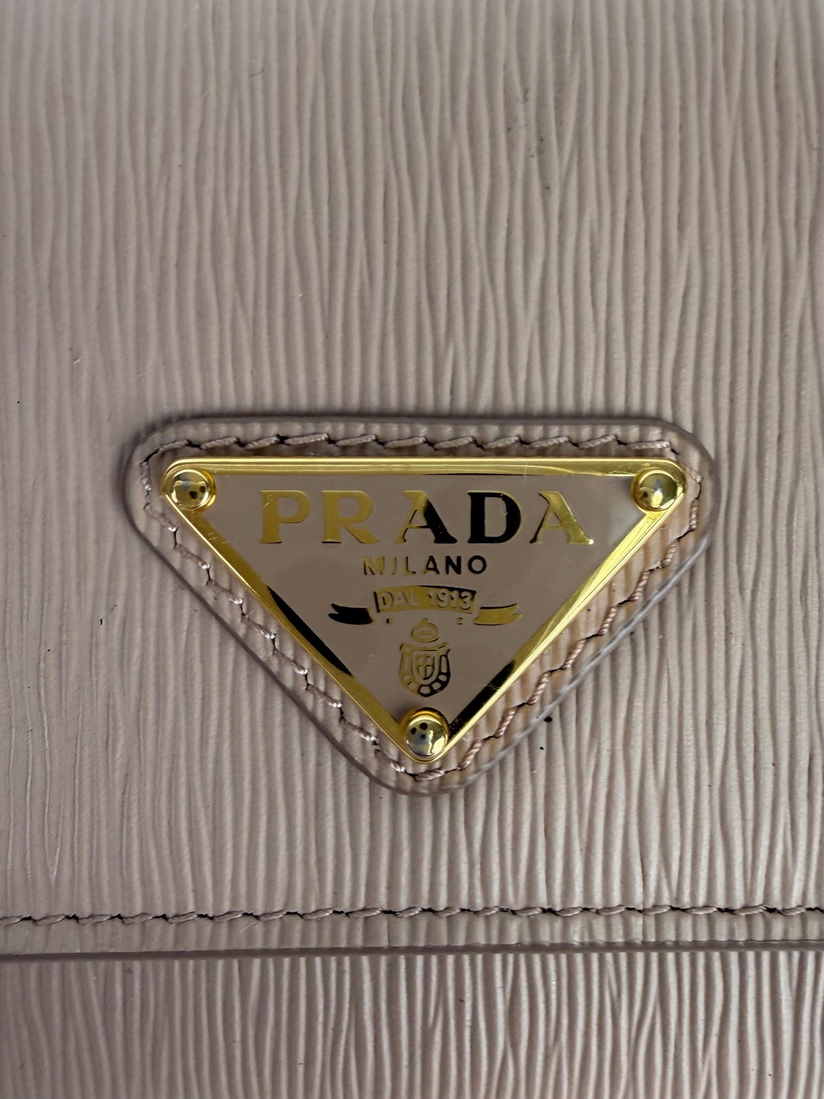 Prada Vitello Move Leather Continental Long Wallet in Dust Pink K-3