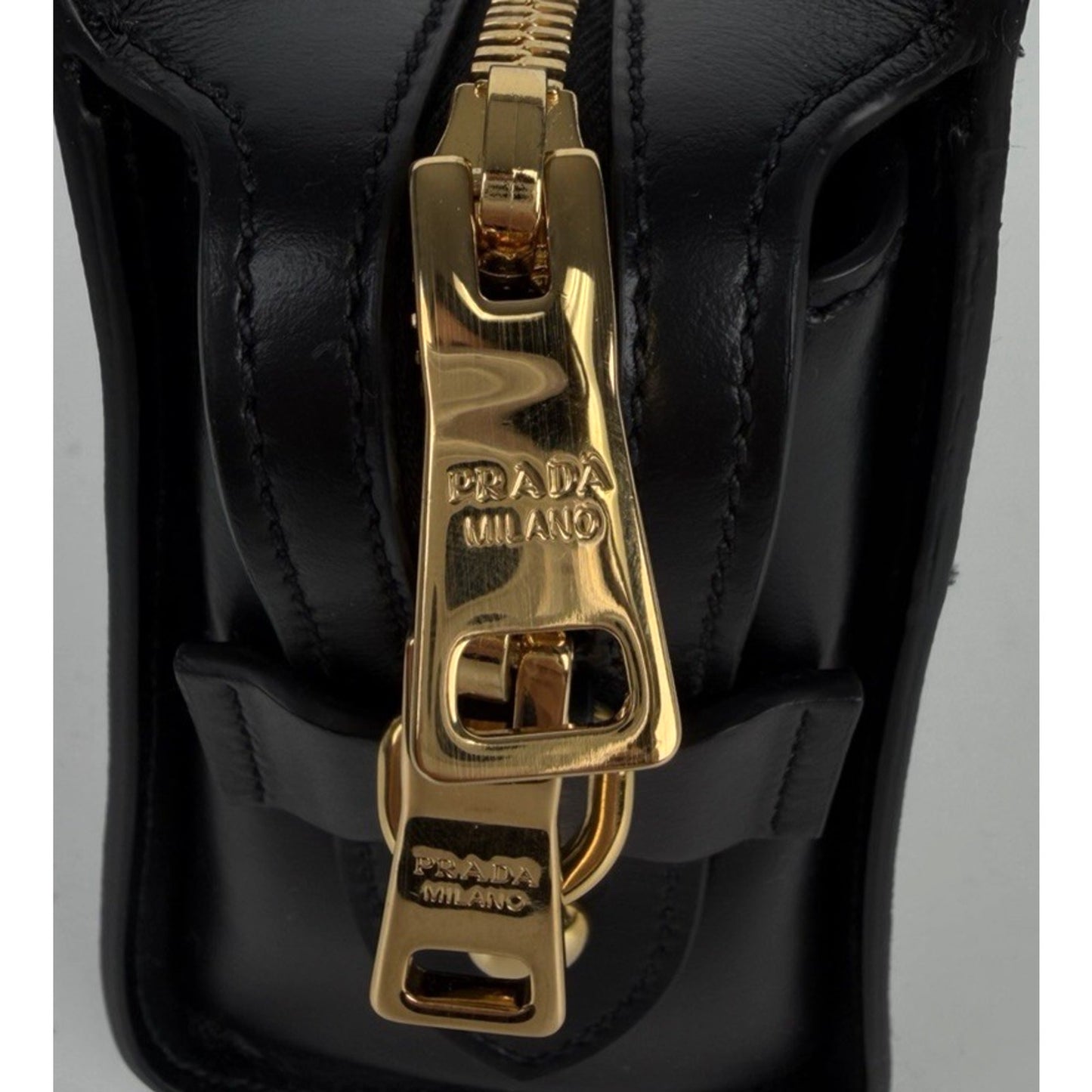 Prada Esplanade Crossbody Crossbody Bag in Black Saffiano Leather S-07