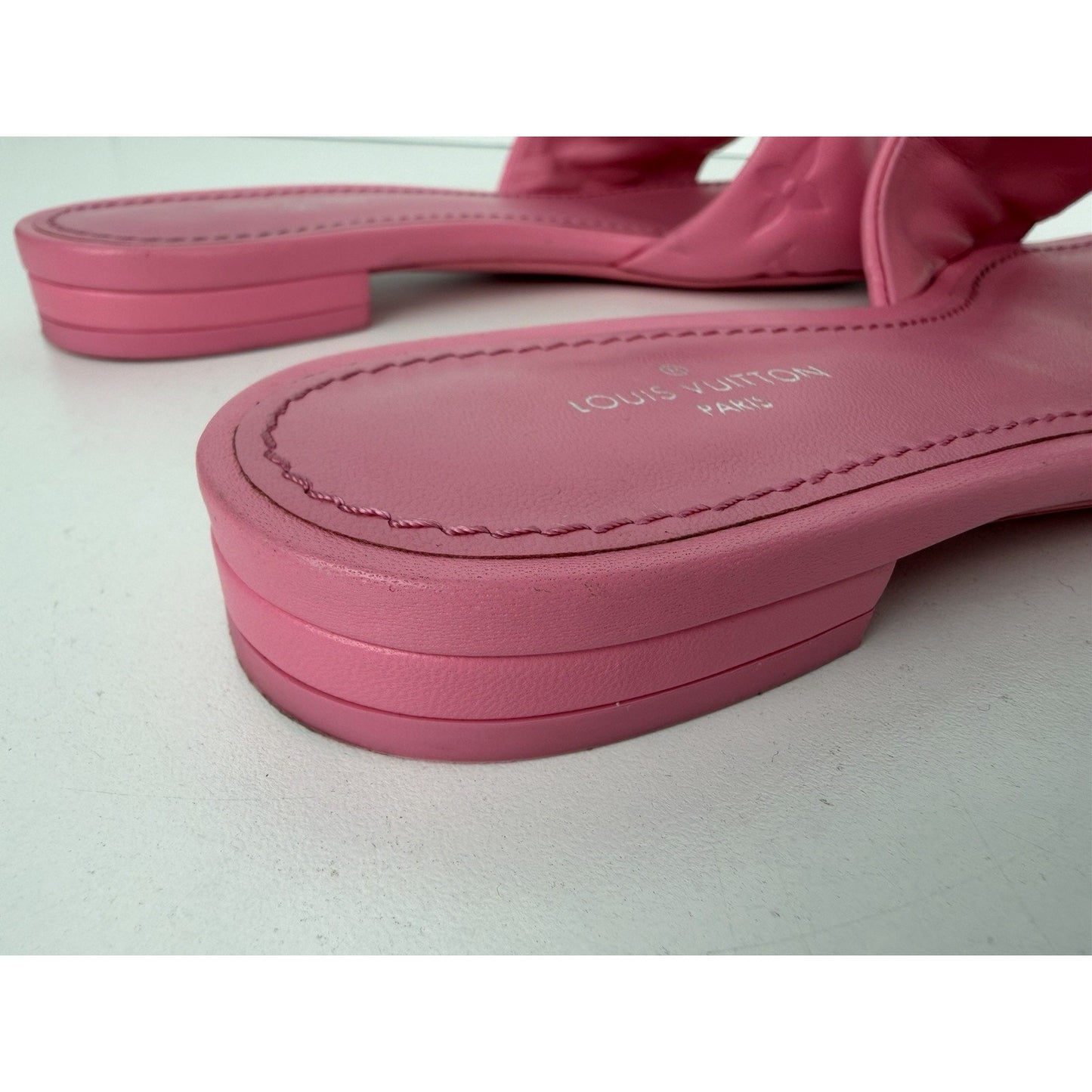 Louis Vuitton Revival Flat Mules in Embossed Pink Leather 36EU (6 US) 2020