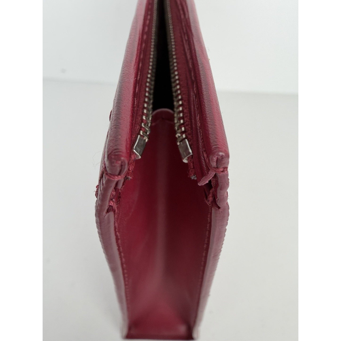 Louis Vuitton Toiletry Pouch 26 Fuchsia Leather & Silver-tone Zipper 2018 K1