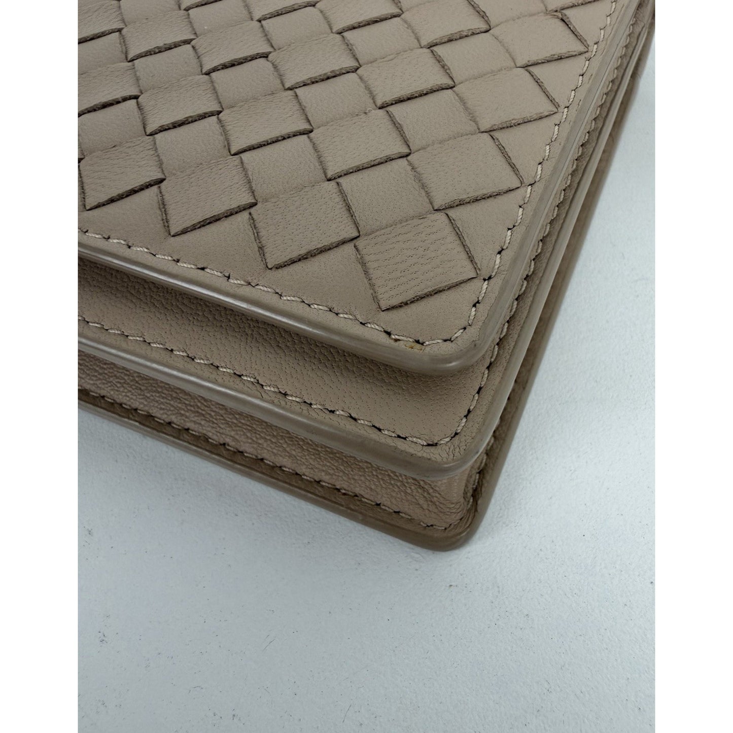 Bottega Veneta Crossbody Wallet On Chain Bag in Beige Intrecciato Leather S-05
