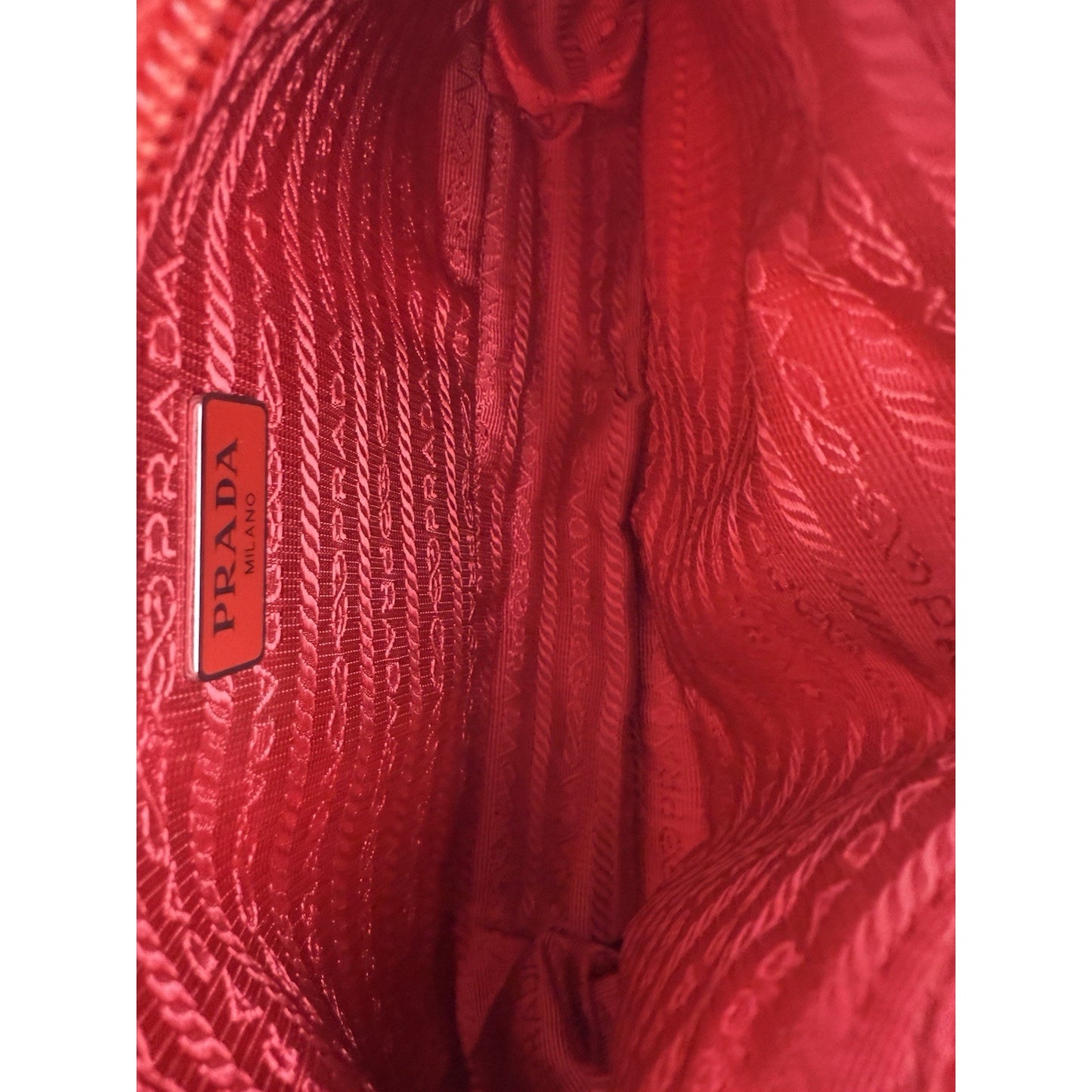 Prada Women's Re-Edition 2000 Nylon Bag in Red