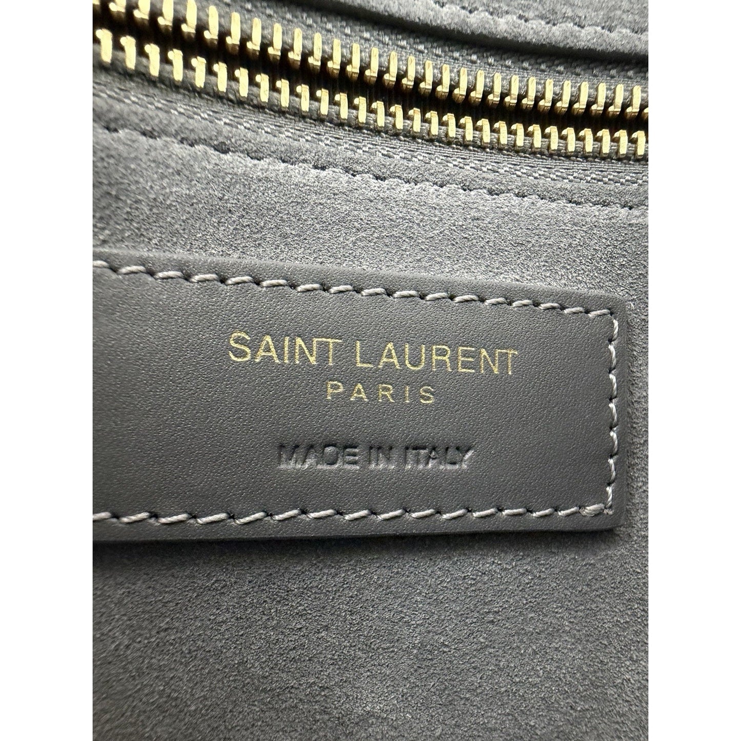 Saint Laurent Le 5 À 7 Hobo Shoulder Bag in Gray Smooth Calfskin Leather S-09