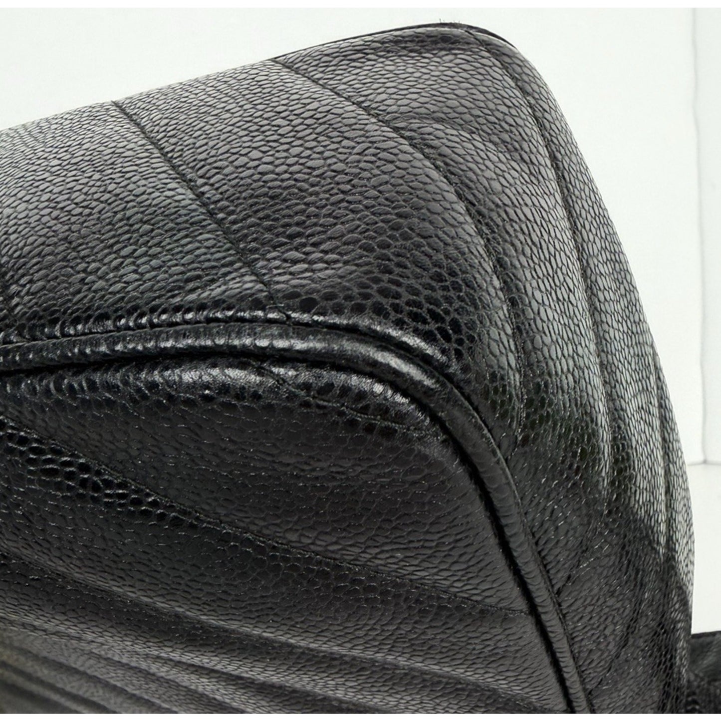 Chanel Chevron Caviar Camera Bag Large Vintage Black Quilted Leather 1991-1994 D8
