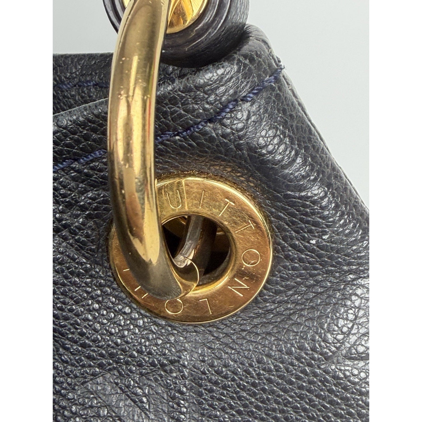 Louis Vuitton Artsy MM Handbag in Black Embossed Empreinte Leather 2012 F2