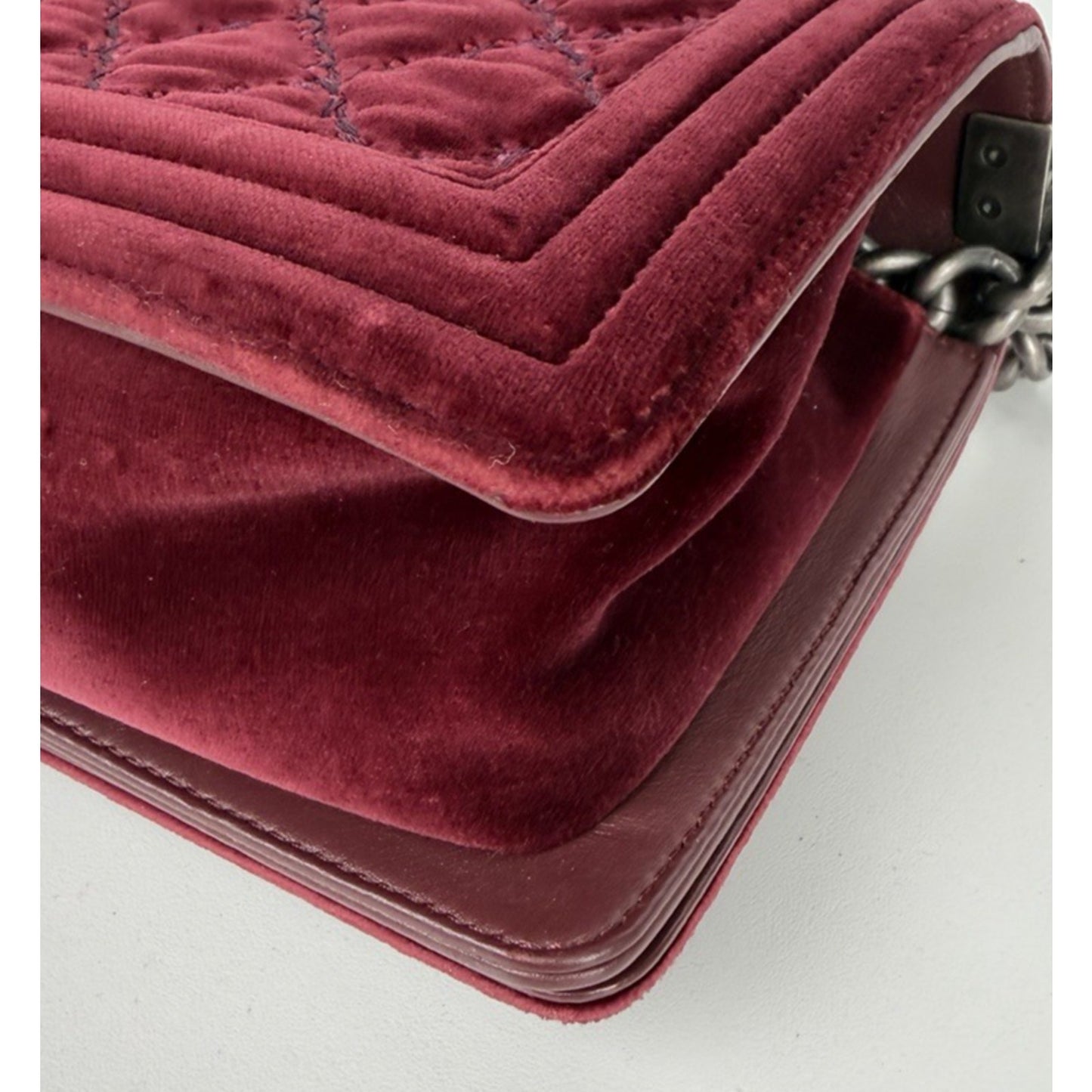 Chanel Old Medium Boy Bag in Burgundy Velvet with Ruthenium Hardware 2014 C-2