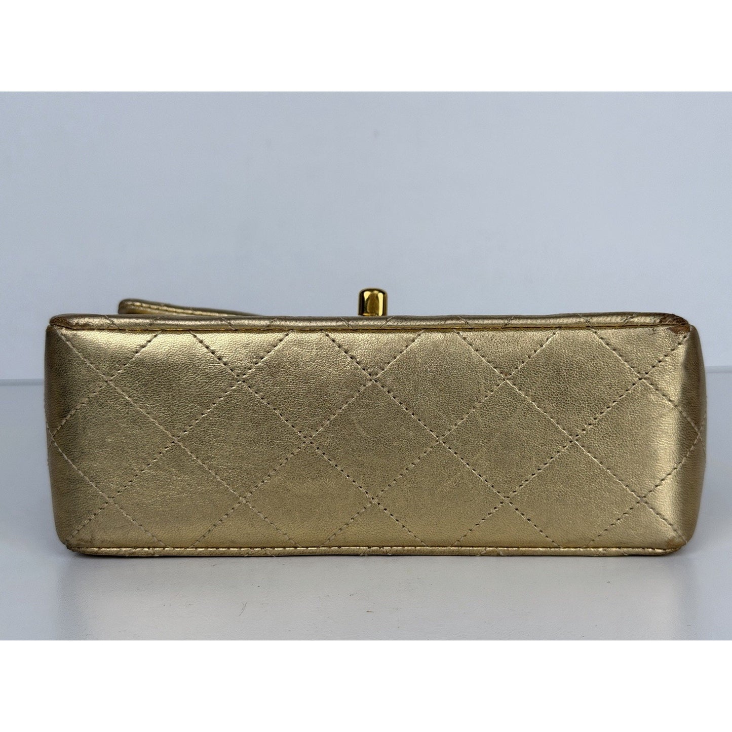 Chanel Vintage Matelasse Turn Lock Chain Shoulder Bag Gold Lambskin 1989-1991