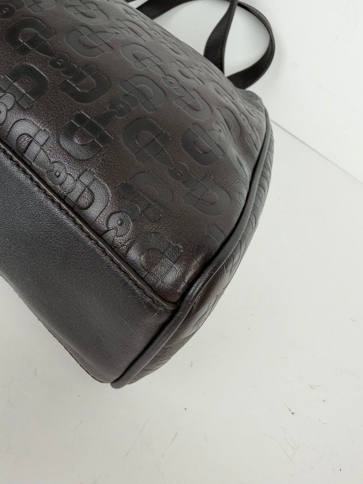 Gucci Abbey Medium Tote Bag in Brown Horsebit Embossed Calfskin YS26
