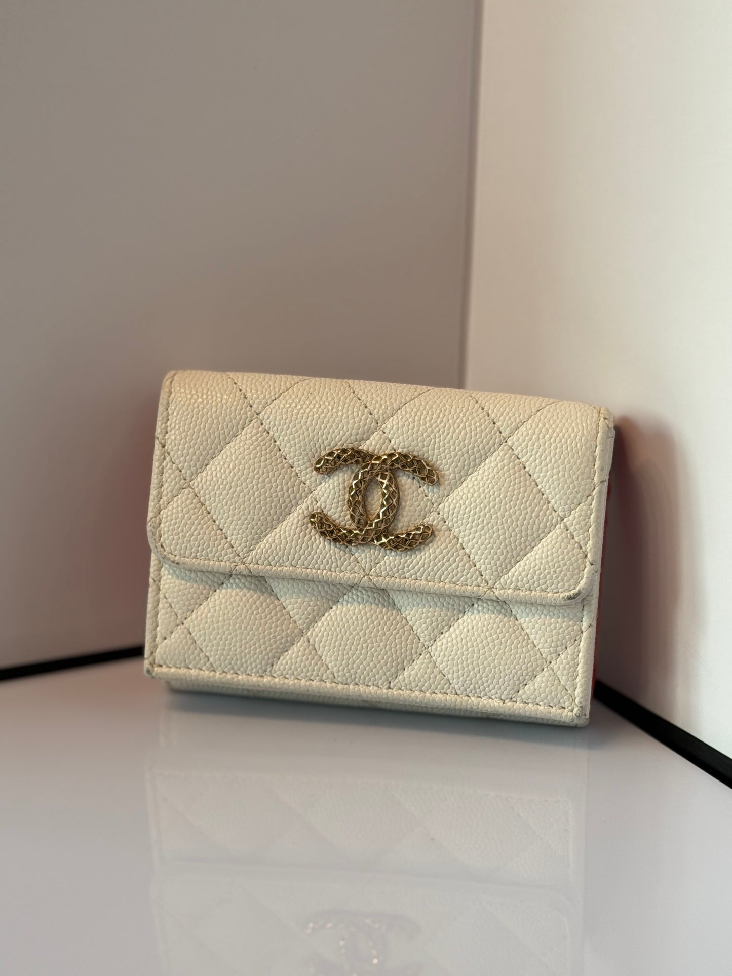 Chanel Small Wallet Trifold White Caviar Leather K3