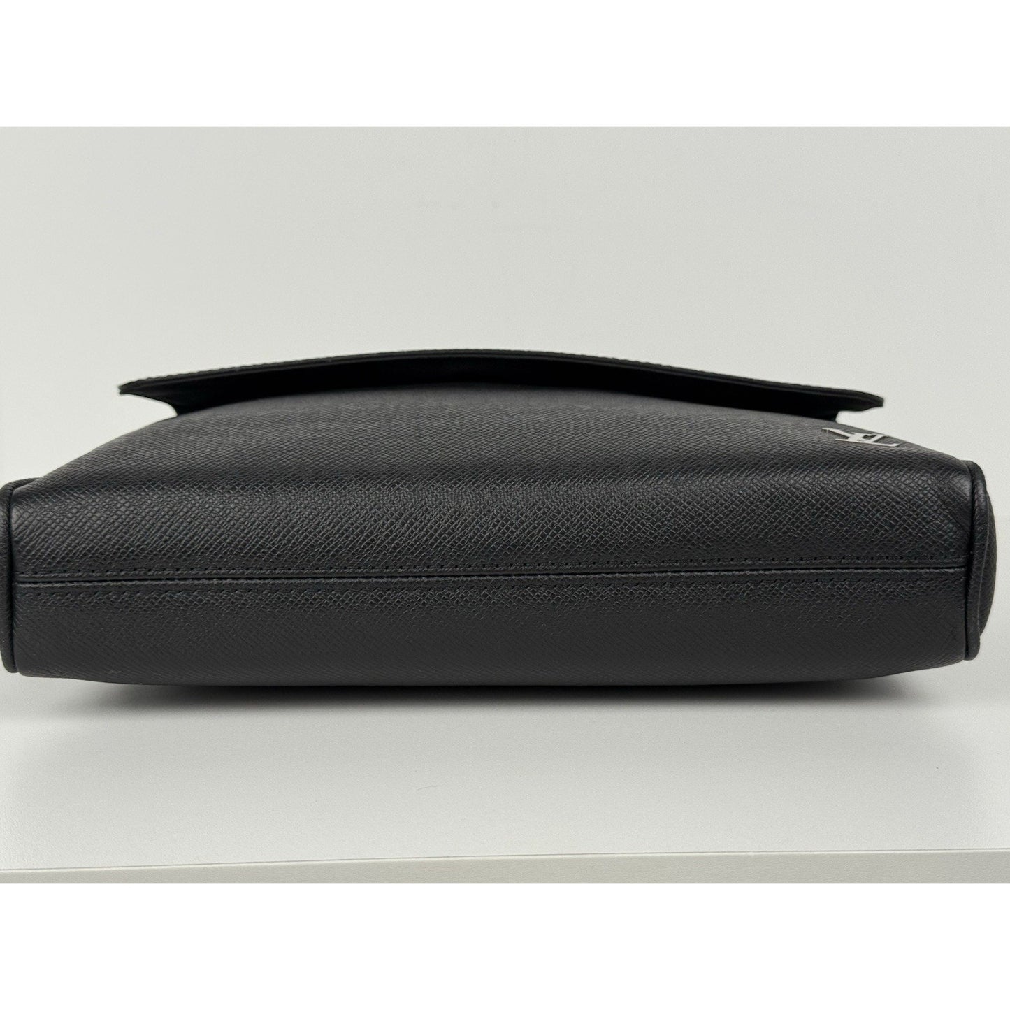 Louis Vuitton Black Leather Taiga Alex Messenger