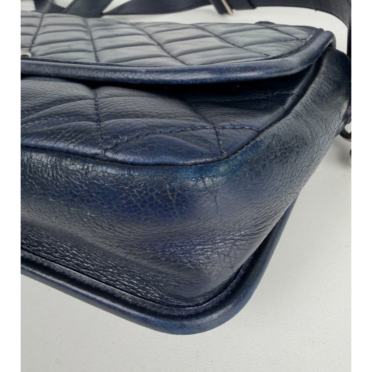 Chanel Messenger Bag Daily Carry Medium Leather Navy Blue 2017