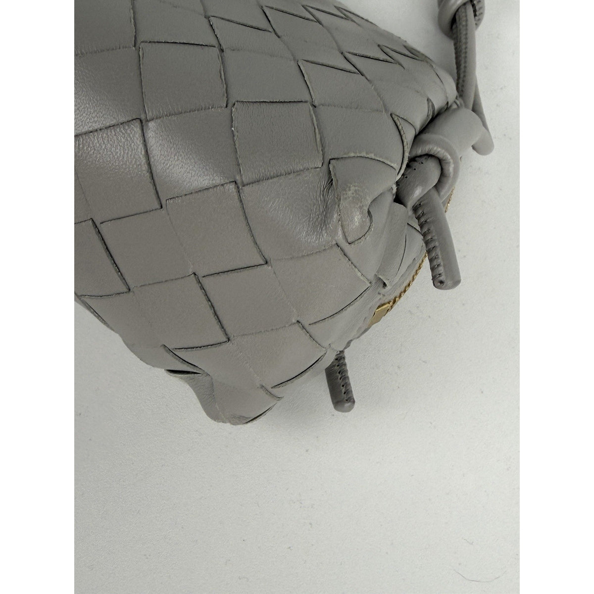 Bottega Veneta Concert Pouch Crossbody Bag Mini in Gray Intrecciato Leather E-1