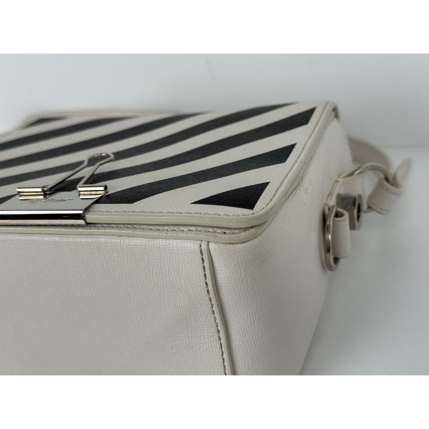 Off-White Diagonal Stripe Binder Clip Shoulder Bag White Leather with Silver