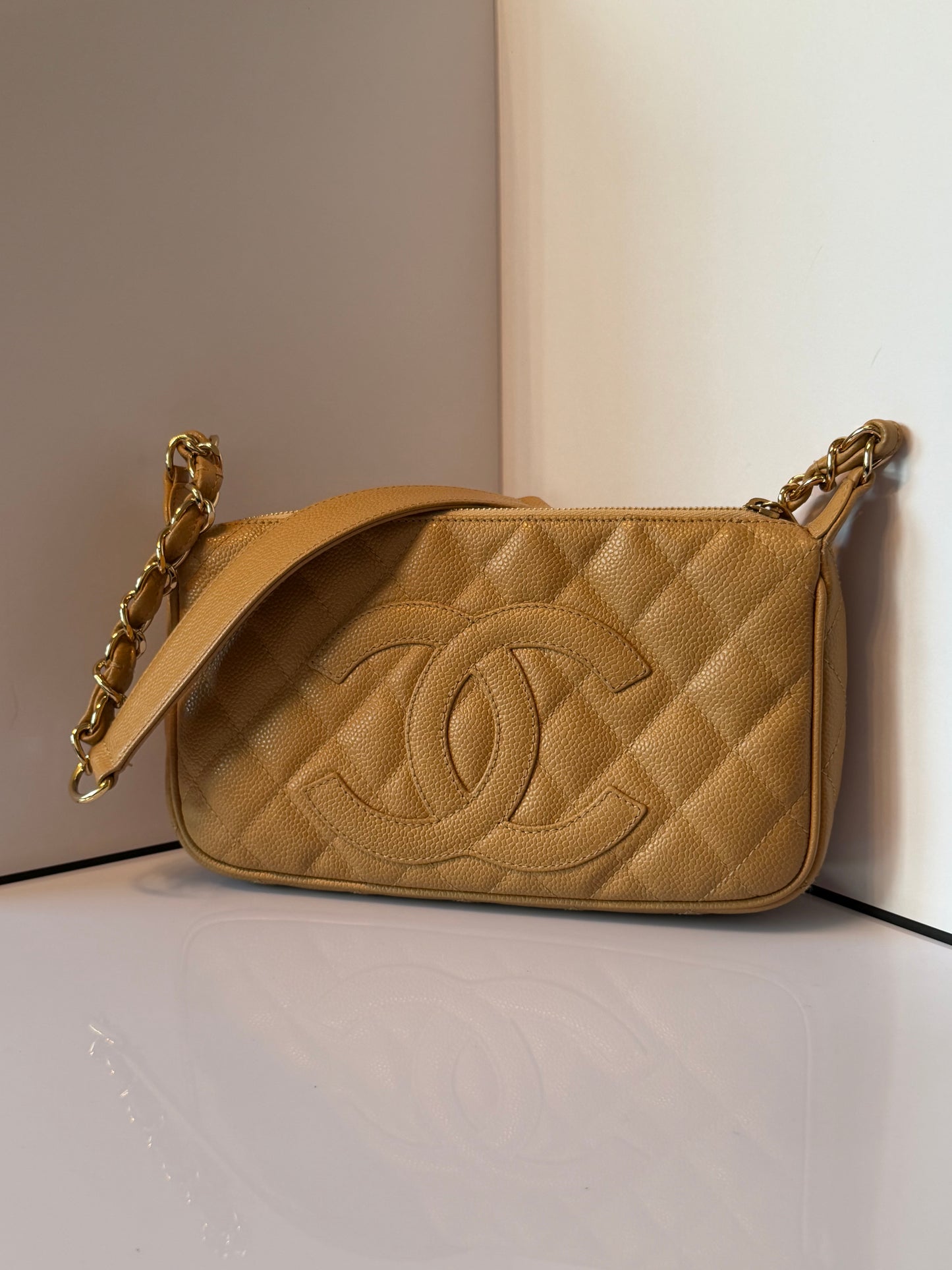 Chanel Timeless CC Pochette Beige Caviar Leather E1