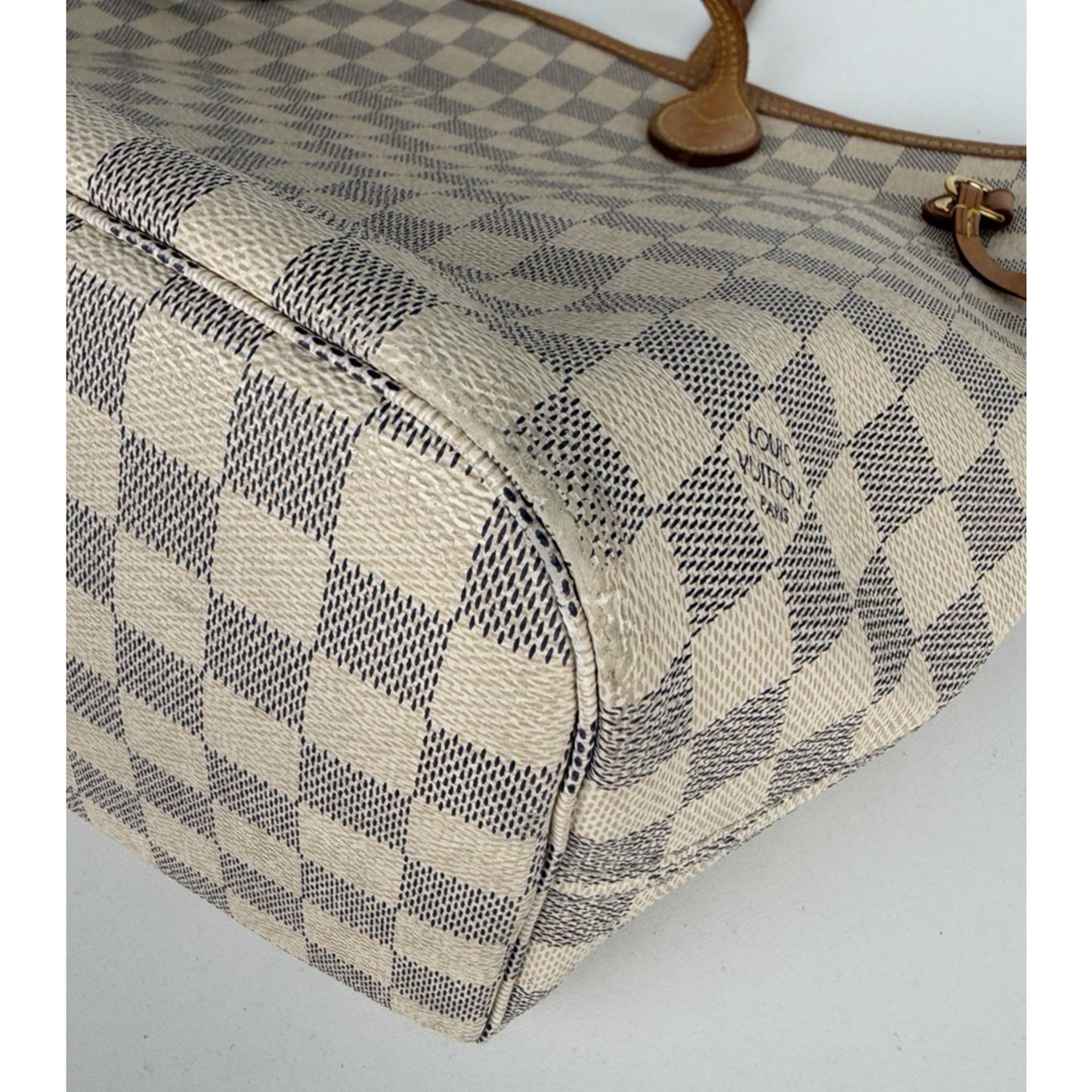Louis Vuitton Neverfull MM Tote Bag in Damier Azur Coated Canvas NFC S