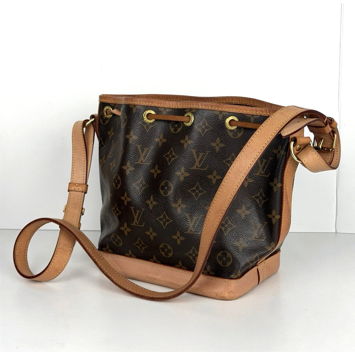 Louis Vuitton Noe BB Drawstring & Bucket Bag in Brown Coated Canvas NFC S-17
