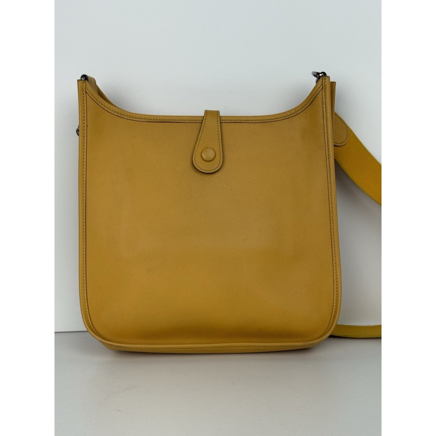 Hermès Evelyne Petit Modèle (PM) Yellow/Mustard Women's Crossbody Bag