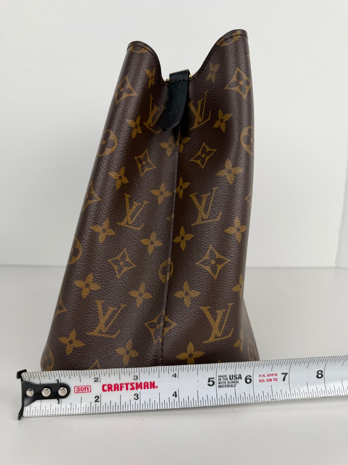 Louis Vuitton NeoNoe Bag MM in Brown LV Monogram Coated Canvas NFC B-6