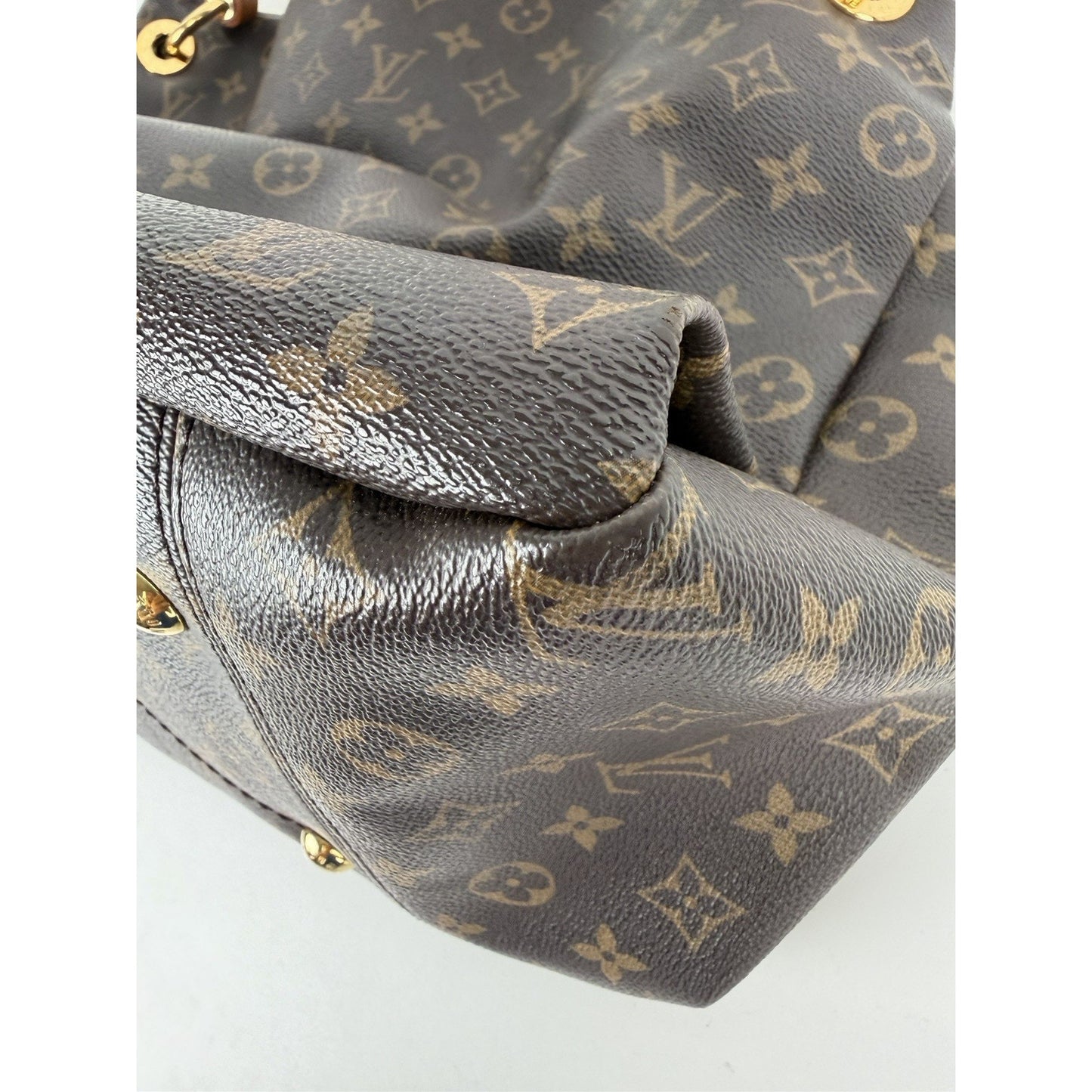 Louis Vuitton Artsy Shoulder Bag MM in Brown LV Monogram Coated Canvas 2011 d-S