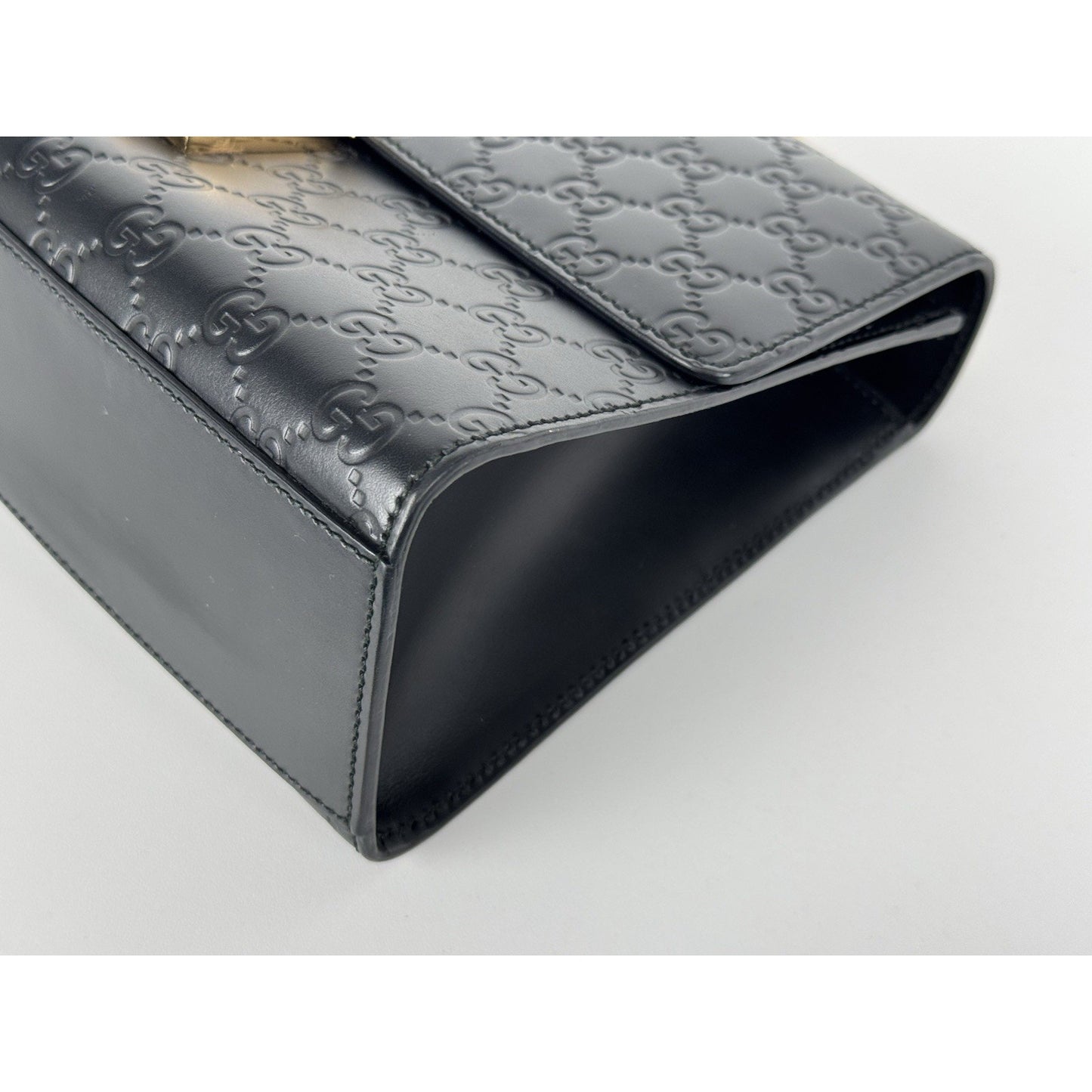 Gucci Padlock Shoulder Bag Black Guccissima Leather with Gold Hardware D-1