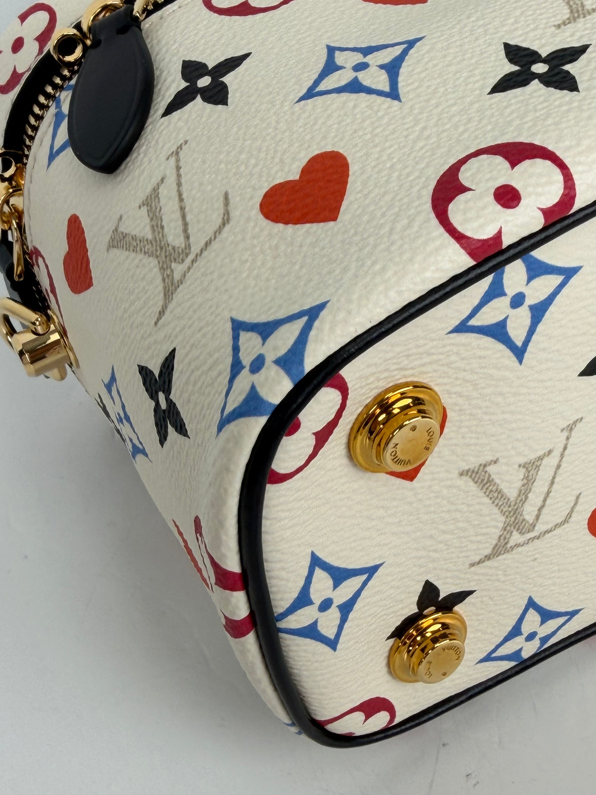 Louis Vuitton Game On Vanity Top Handle/Shoulder Bag in White & Multicolor Coated Canvas 2020 YF5