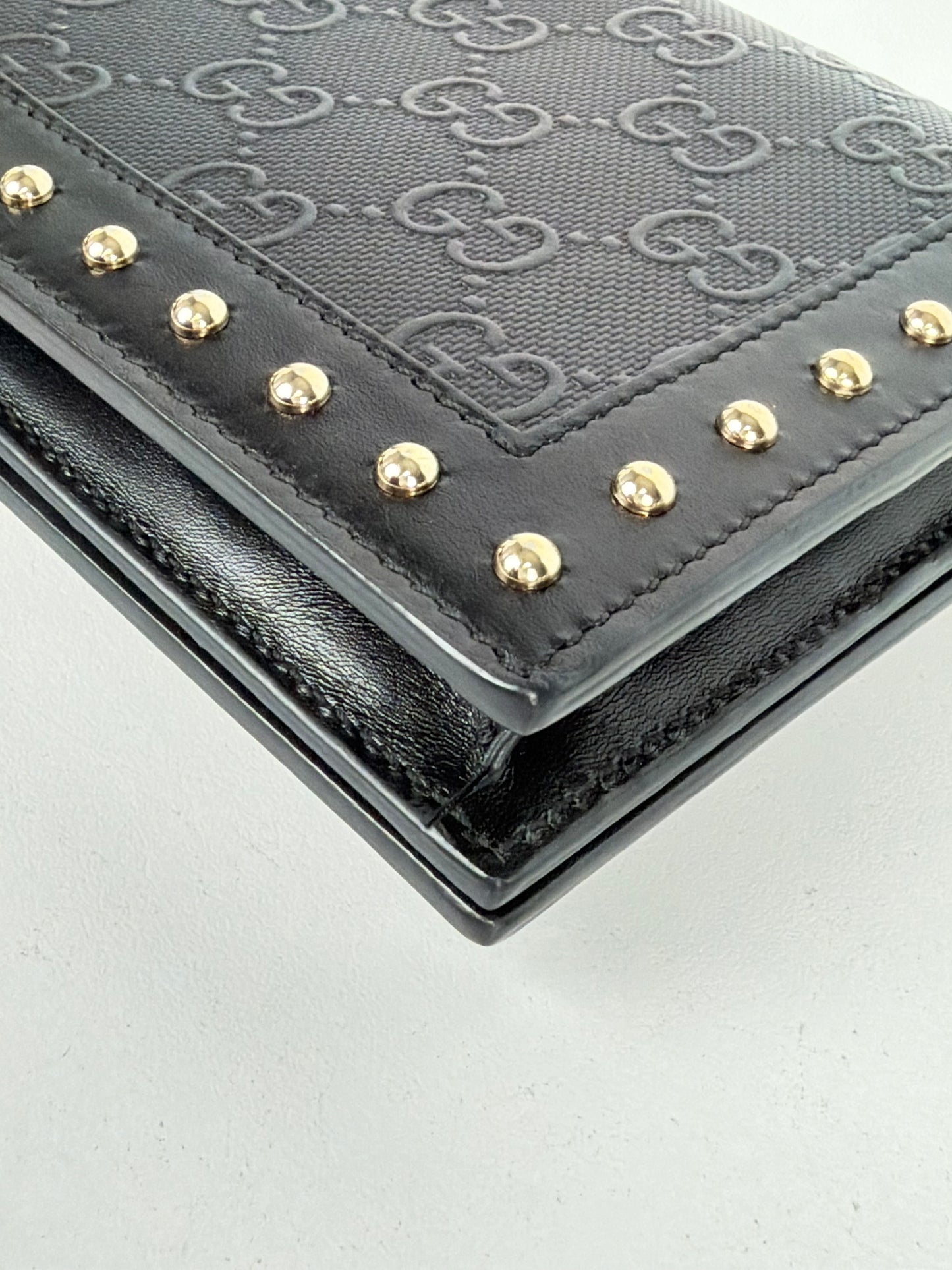 Gucci Crossbody Bag in Black GG Supreme Coated Canvas Y-E6