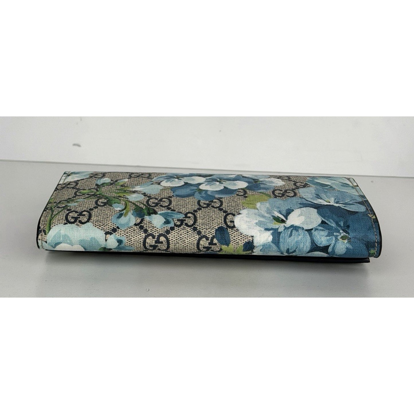 Gucci GG Supreme Monogram Blooms Continental Wallet in Coated Canvas K2