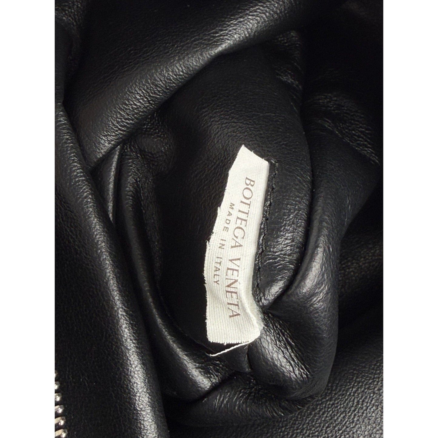 Bottega Veneta Cabat Maxi Intrecciato Tote Bag Medium in Black Leather R1