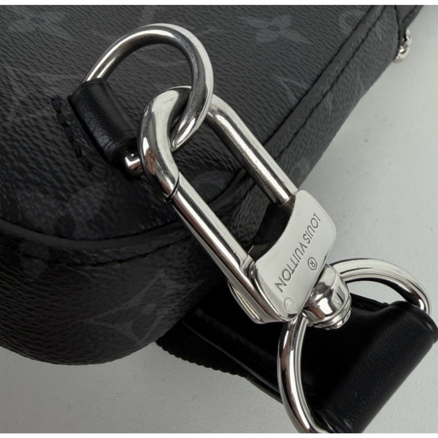 Louis Vuitton Avenue Slingbag PM in Black Monogram Eclipse Coated Canvas NFC E5