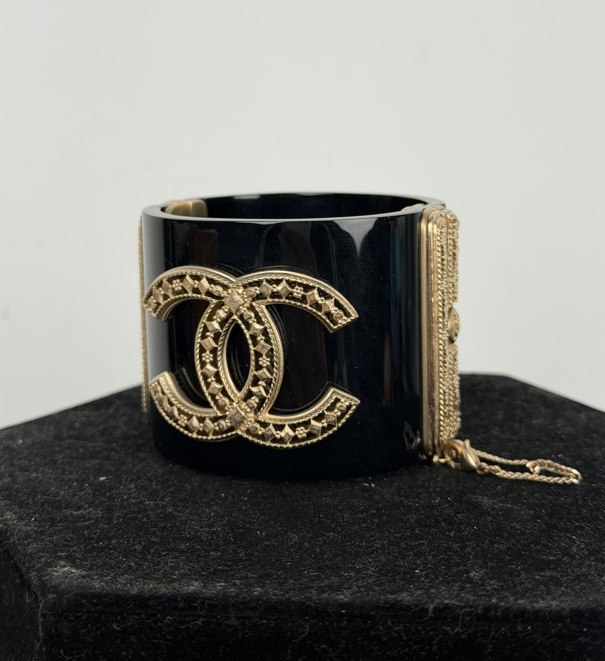 Chanel Resin Hinged Cuff Wide Bracelet in Black & Gold K-3
