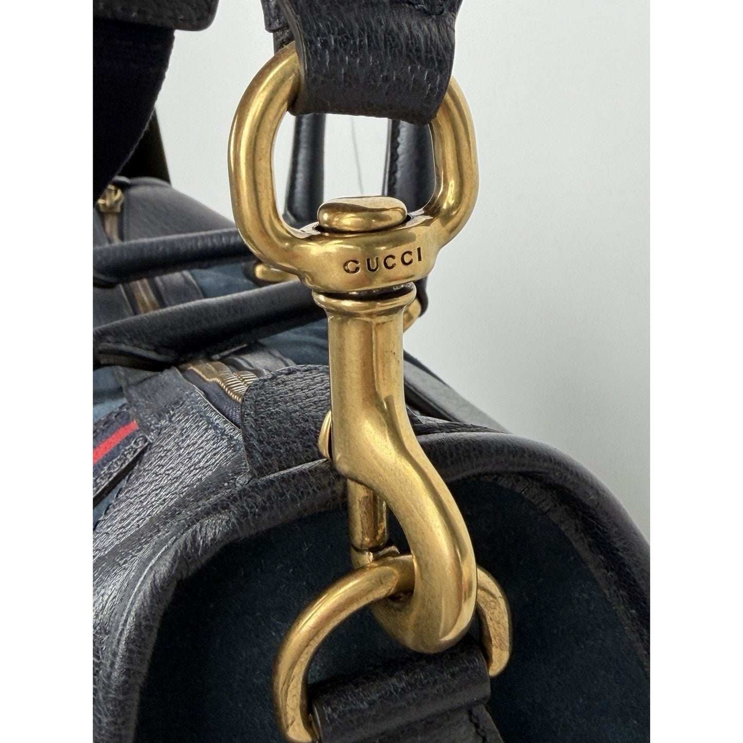 Gucci Neo Vintage Duffle Bag Medium in Dark Blue Suede With Leather Trim