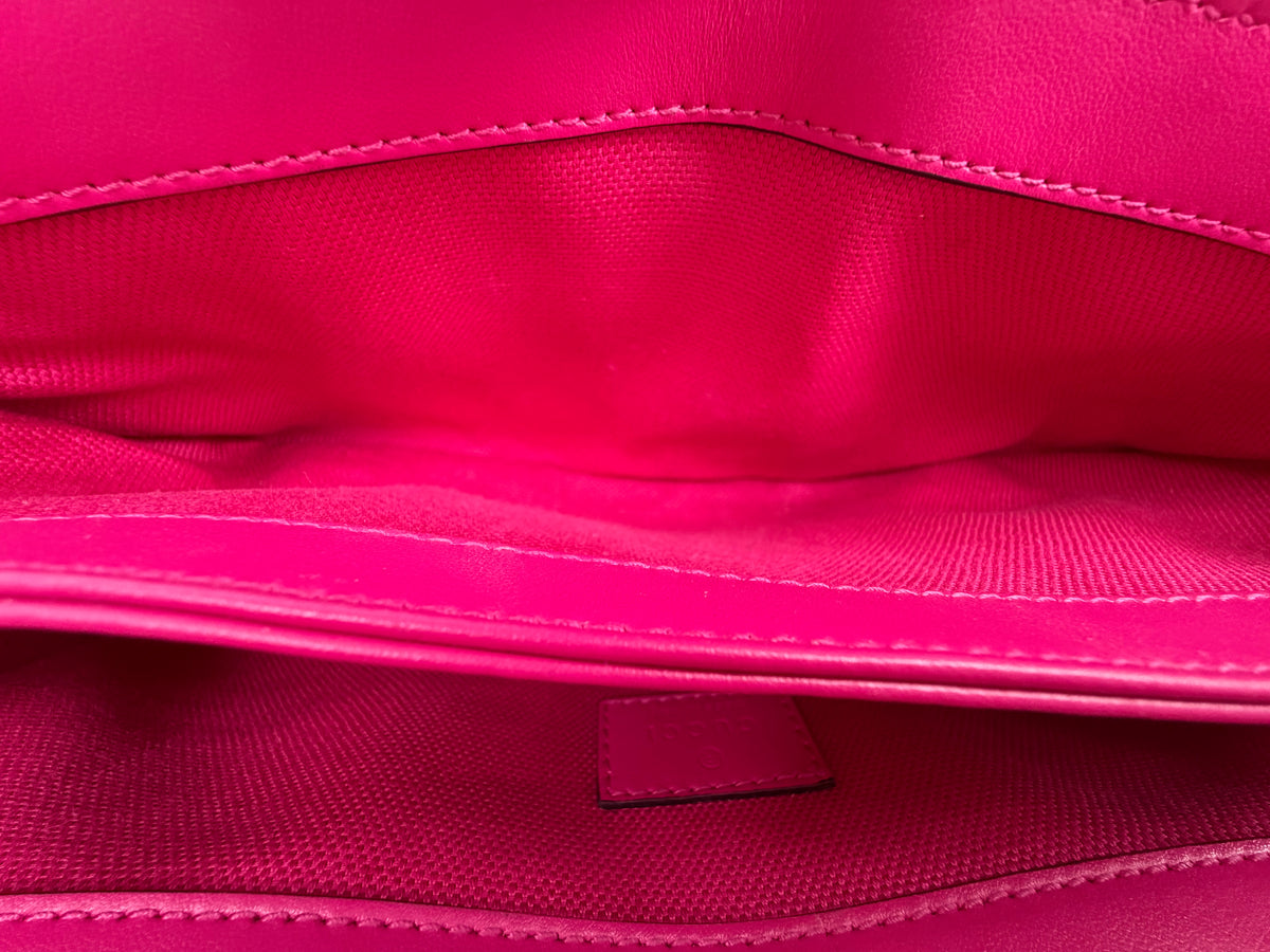 Gucci Interlocking G Marmont Small Shoulder Bag in Pink Quilted Chevron Leather YS12