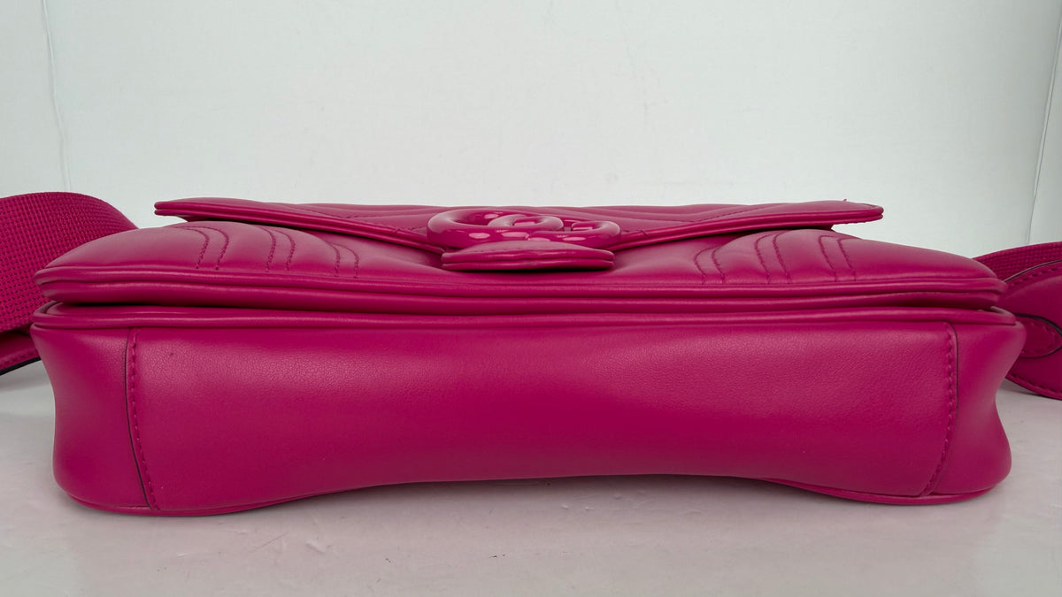 Gucci Interlocking G Marmont Small Shoulder Bag in Pink Quilted Chevron Leather YS12