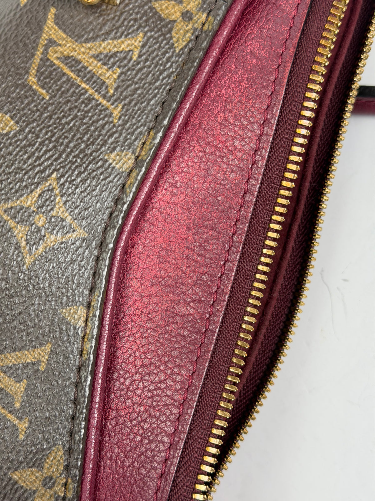 Louis Vuitton Pallas MM Bag in Brown LV Monogram Coated Canvas 2017 YS-22